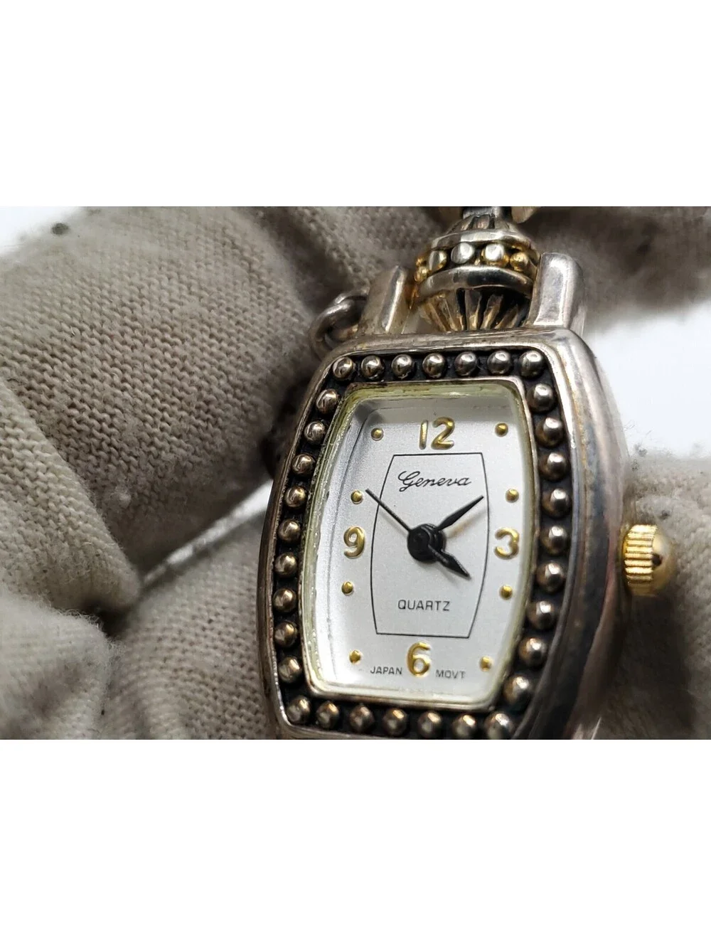 Geneva Quartz Watch Womens New Battery Silver Tone 19mm